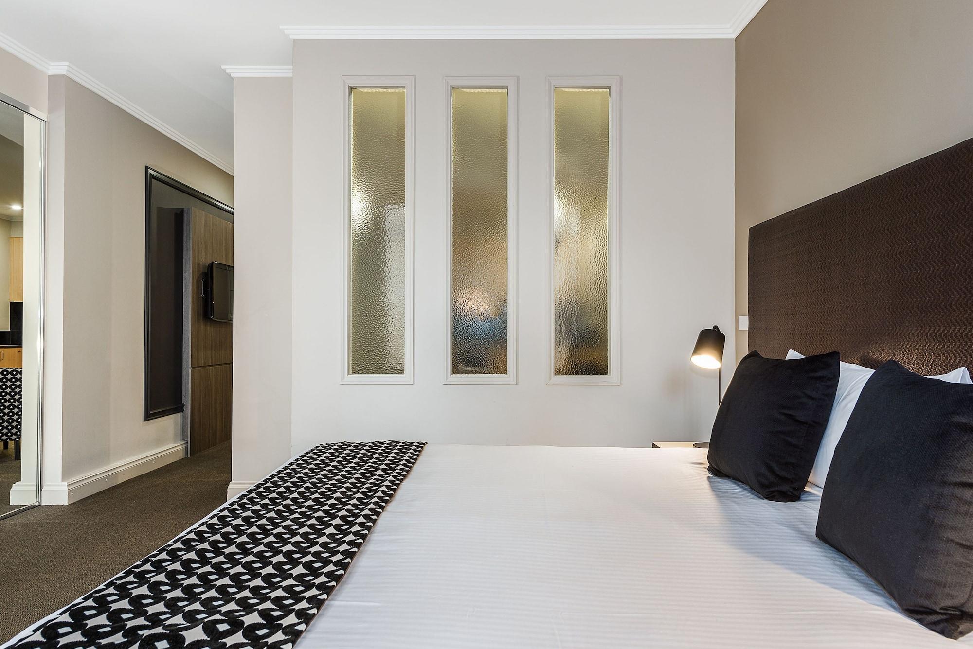 Mantra On Little Bourke Melbourne Aparthotel Exterior photo
