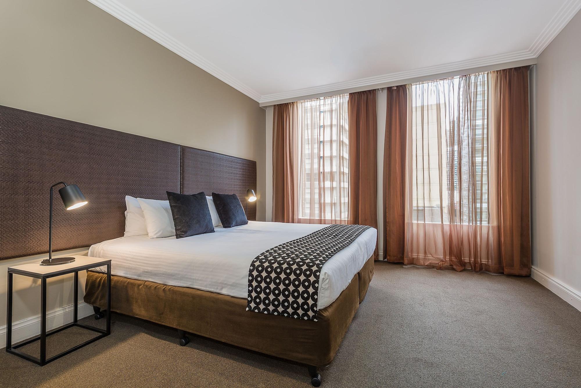 Mantra On Little Bourke Melbourne Aparthotel Exterior photo