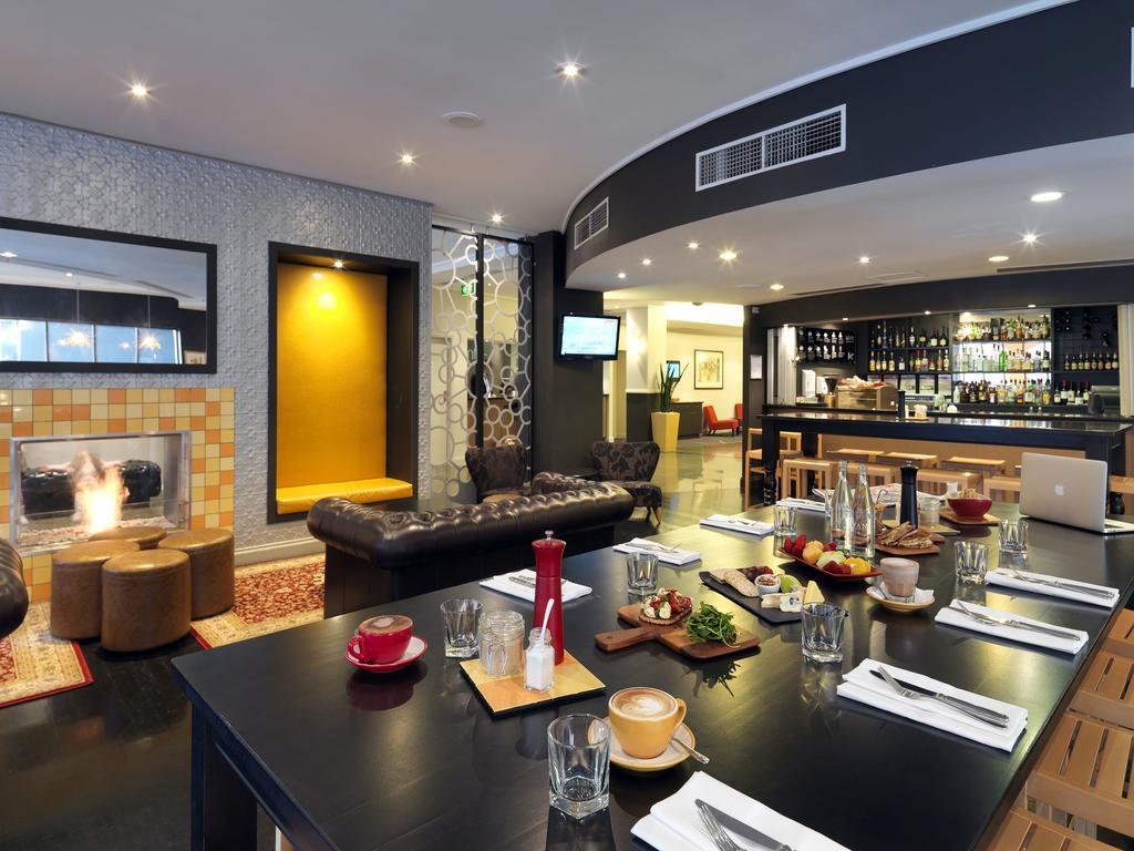 Mantra On Little Bourke Melbourne Aparthotel Exterior photo